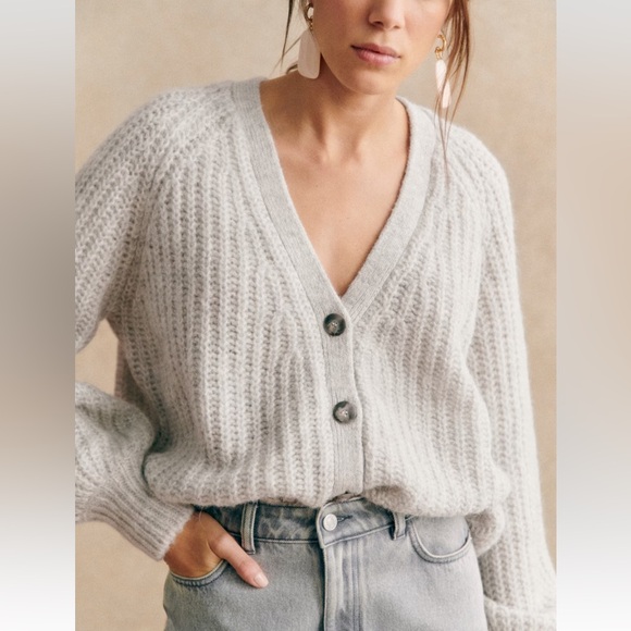 Sezane Basile cardigan, pearl gray, XS - Picture 2 of 6